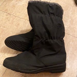 Winter boots